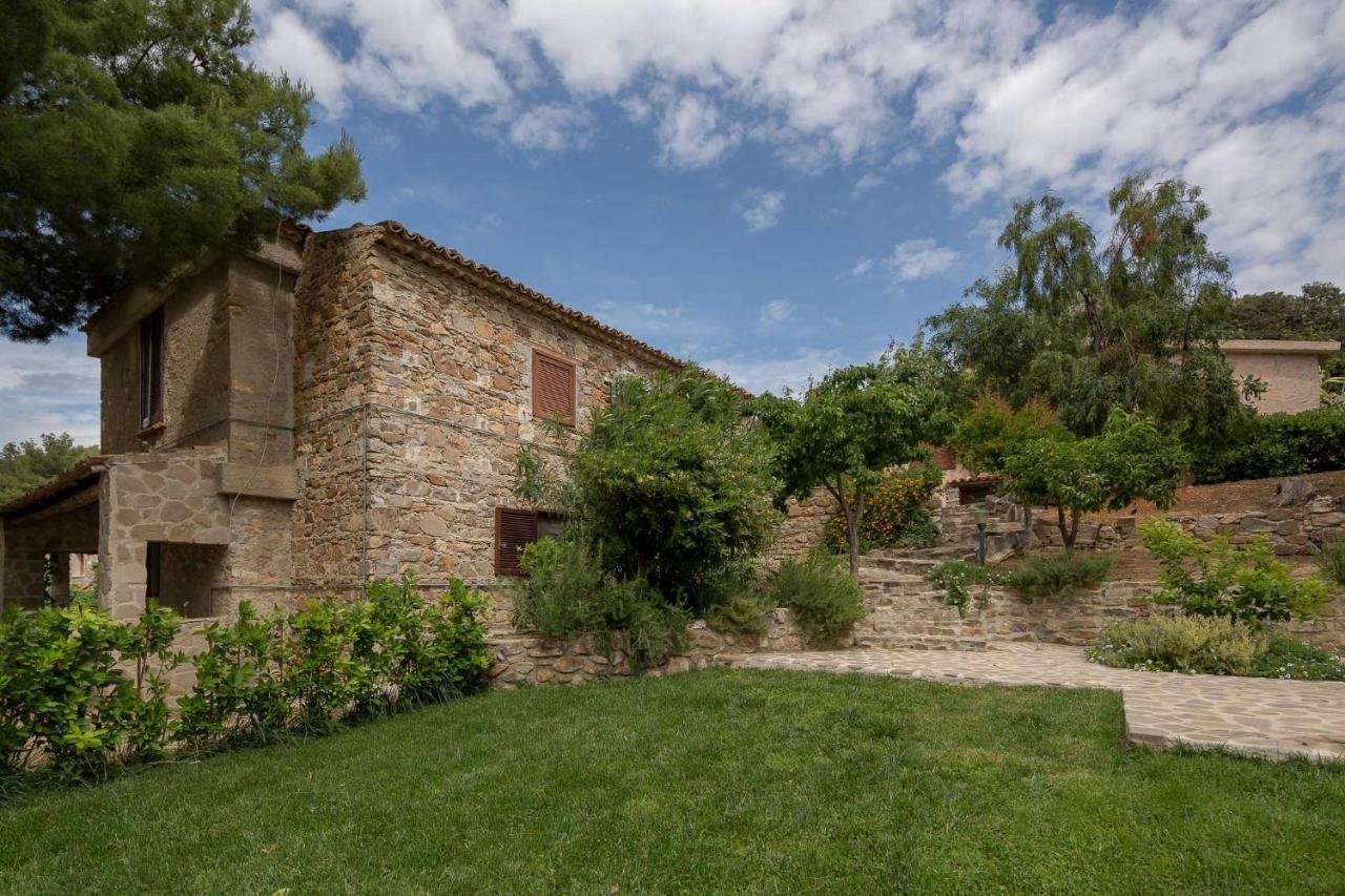Masseria Agriturismo Torre Di Albidona トレビザッチェ エクステリア 写真