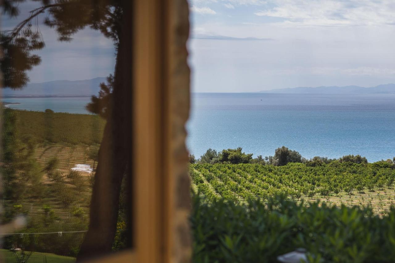 Masseria Agriturismo Torre Di Albidona トレビザッチェ エクステリア 写真